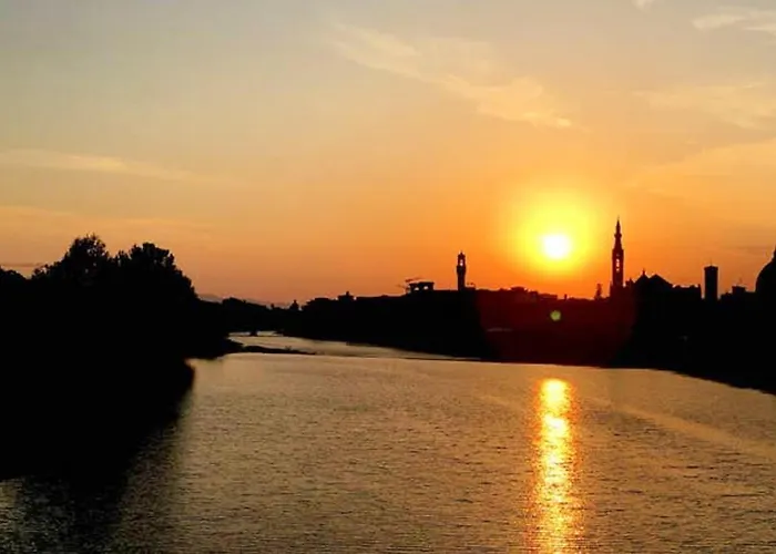 Cozy In The Heart Of - 50 Sqm + Fireplace Floransa