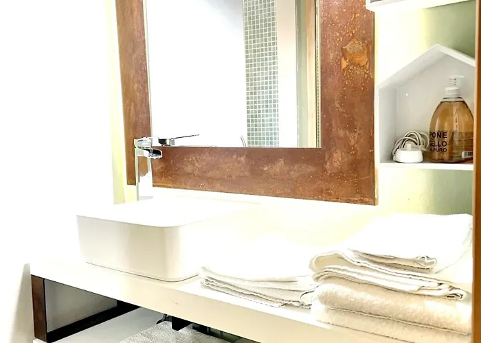 Daire Cozy In The Heart Of - 50 Sqm + Fireplace Floransa