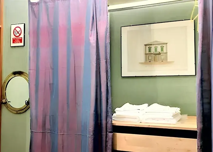 Daire Cozy In The Heart Of - 50 Sqm + Fireplace