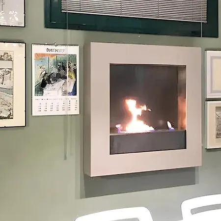 아파트 Cozy In The Heart Of - 50 Sqm + Fireplace
